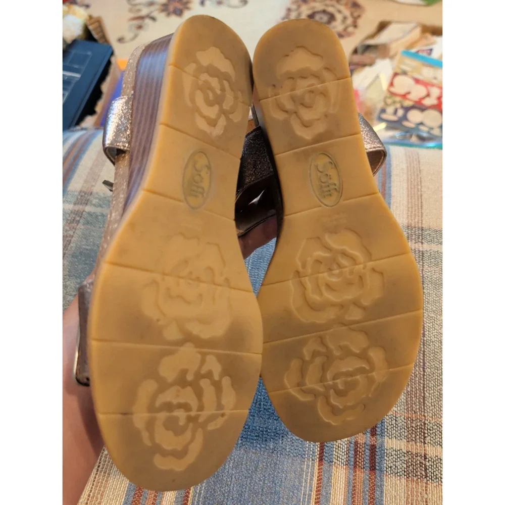 Sofft Verdi Wedge Heel Sandals In Gold (Rose) Metallic w Adjustable Straps 7M